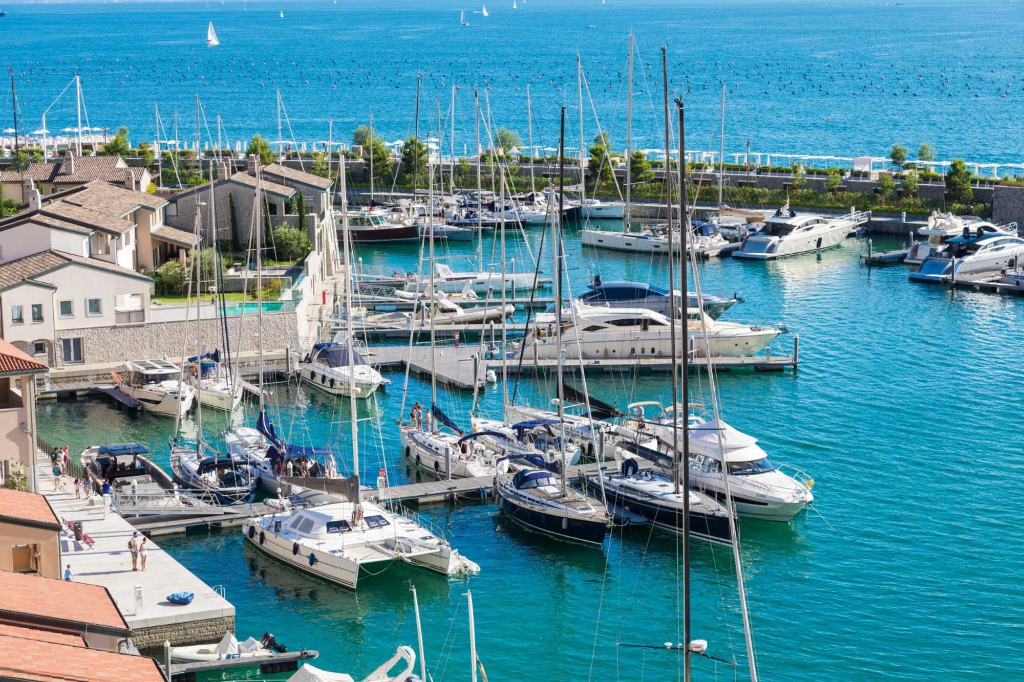 Portopiccolo Apartments Gemma Nel Golfo Di Trieste - With Beach Included Sistiana Exteriör bild